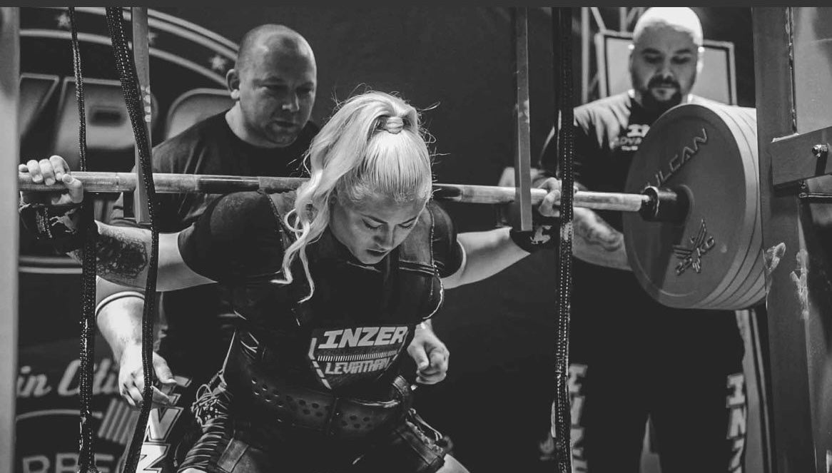 Champion Amber Hansen  /  By Janna Moretti